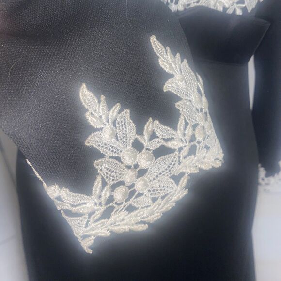 Vintage 60s 70s Handmade Women's Dress Formal Back Polyester w/ Appliques Medium - Picture 3 of 9